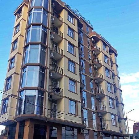 Hotel Batumi Inn エクステリア 写真
