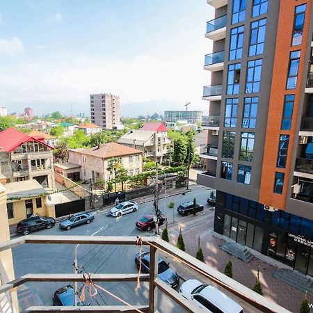 Hotel Batumi Inn エクステリア 写真