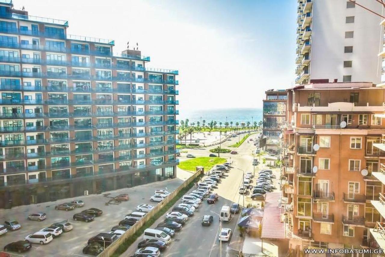 Hotel Batumi Inn エクステリア 写真